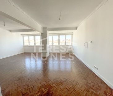 3 room luxury Flat for rent in Pedralvas, Lisbon - Photo 4