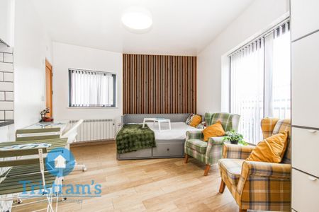 1 bed Apartment for Rent - Photo 3