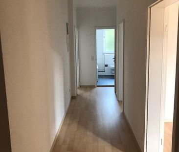 Ruhige 2,5-Zimmer-Wohnung in zentraler Lage in Wanne-Mitte - Foto 1
