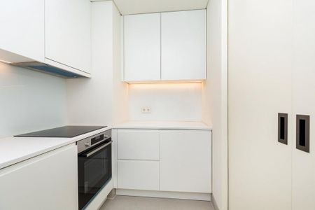 2 room luxury Flat for rent in Lisbon - Photo 4