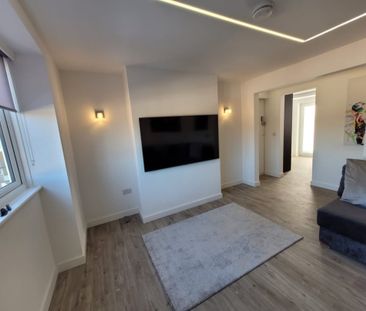 2 Bed Flat, Sheridan Terrace, BN3 - Photo 3