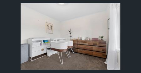 Beautifully Maintained 3-Bedroom Home - Photo 4