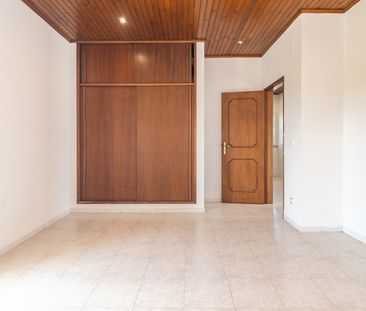 Arrenda-se moradia renovada T3 em Azeitão, Setúbal. - Photo 5