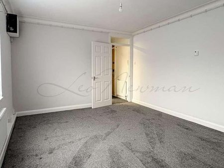 Danes Court, Wembley, HA9 - Photo 3