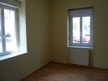 Location Appartement 4 pièces 79m² - Photo 4