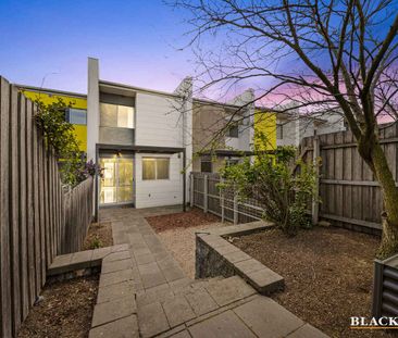 Convenience in Crace - Photo 4