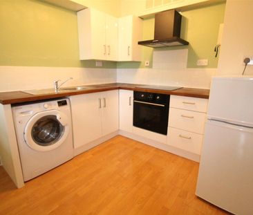 1 Bedroom Studio - Purpose Built To Let - Photo 3