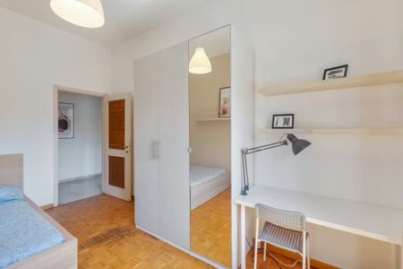 Via Orti, Milan, Lombardy 20122 - Photo 3