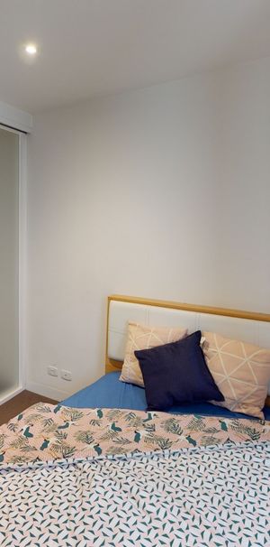 North Melbourne | Student Living on Villiers | 1 Bedroom Large (Air-Conditioned) - Photo 1