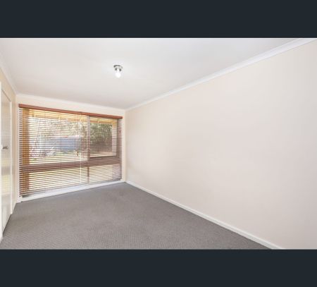 6 Eugene Crescent, Christies Beach, SA 5165 - Photo 2