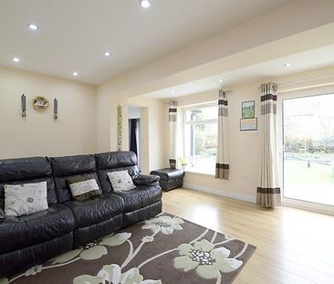 4 bedroom semi-detached house to rent - Photo 1