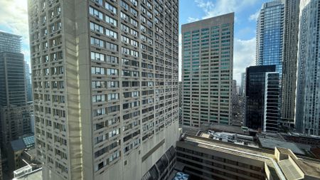 For Lease - 8 Park Road Unit# 2915, Toronto, Ontario - Photo 4