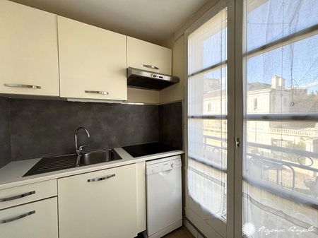 Location Appartement 1 pièce 30m² ST GERMAIN EN LAYE 78100 - Photo 2