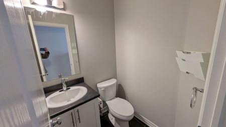 For Lease - 932 Fletcher Circle, Kanata, Ontario - Photo 4