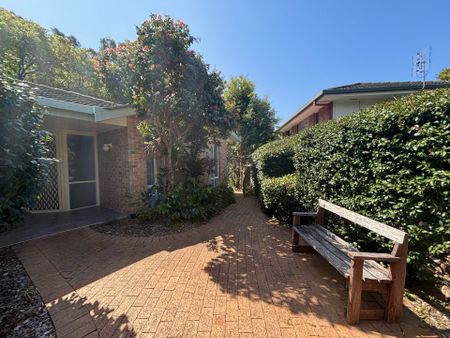 4 Seamist Place, Coffs Harbour - Photo 2