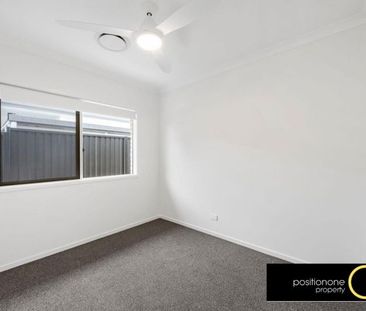 Brand New Family Home with a huge floorplan of 246m2! Only 1.5Km to... - Photo 5