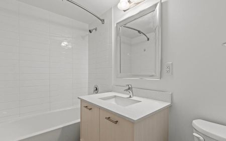 For Lease - 220 Cannon Street Unit# 708, Hamilton, Ontario - Photo 3