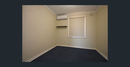 32 Clontarf Street, Port Augusta - Photo 5