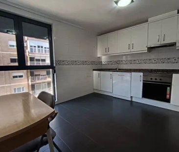 Piso en alquiler en Calle del Príncipe de Asturias - Photo 4