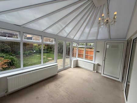 3 bedroom semi-detached house to rent - Photo 4