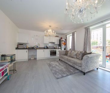 2 bedroom flat to rent - Photo 6