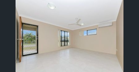 Fantastic Family Home! - Photo 2