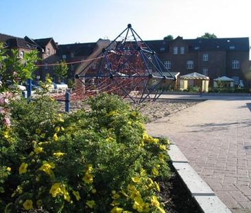 Wohnen im Dichterviertel mit grünem Innenhof - Photo 2