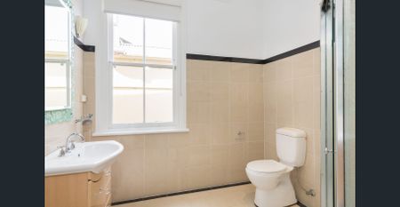 Charming semi in the heart of Crows Nest - Photo 4