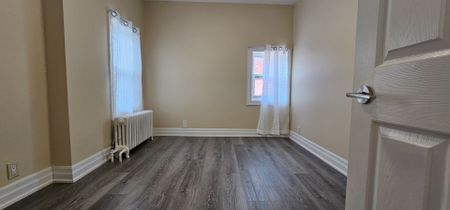 For Lease - 3 Kane Avenue Unit# 2nd Floor, Toronto, Ontario - Photo 3
