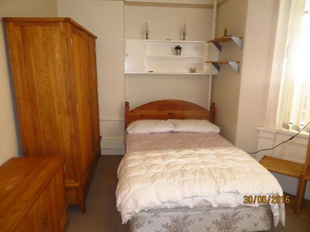 1 bedroom detached house to rent - Photo 2