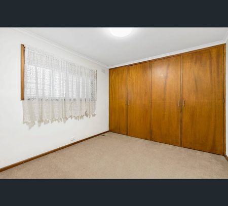 9 Montague Street, Yarraville, Vic 3013 - Photo 2