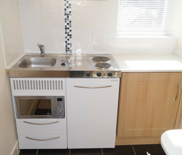 Studio to rent - Photo 4