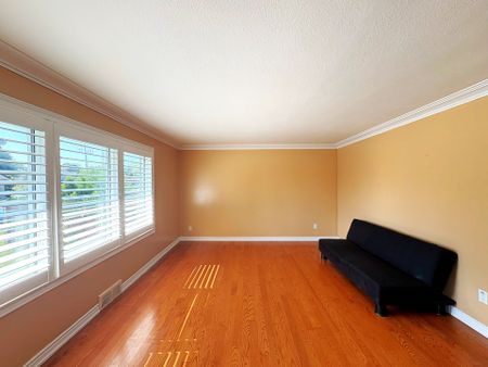 For Lease - 58 Broderick Avenue, Thorold, Ontario - Photo 2