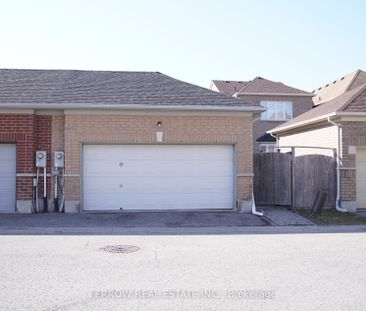 Detached Home For Lease | N8147276 - Photo 1