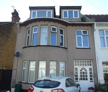 Elderton Road, Westcliff on Sea, Property for rent - Photo 4