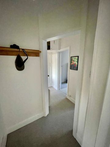 2 Bed Flat, Bonchurch Road, BN2 - Photo 5