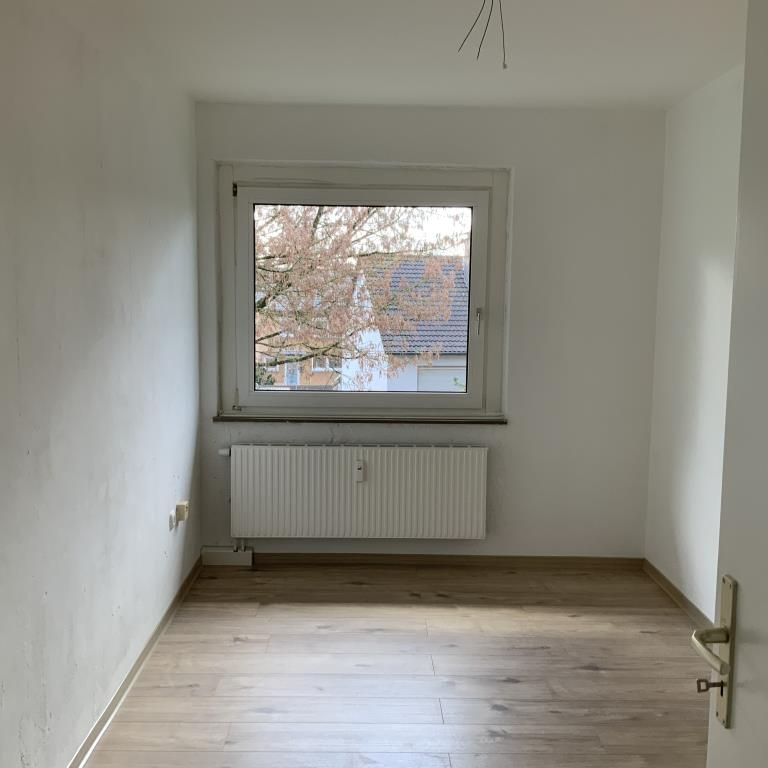 Perfekt für kleine Familien: helle 3-Zimmer-Wohnung im 2. OG in Ahlen - Photo 1