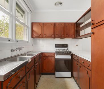 4/11 Louise Avenue, Mont Albert VIC 3127 - Apartment For Rent | Domain - Photo 1