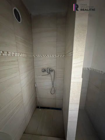 Pronájem BJ 1+4 v Kraslicích - Photo 3