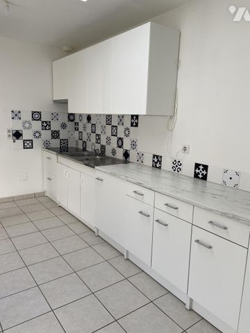 A LOUER A GONDECOURT - Photo 3