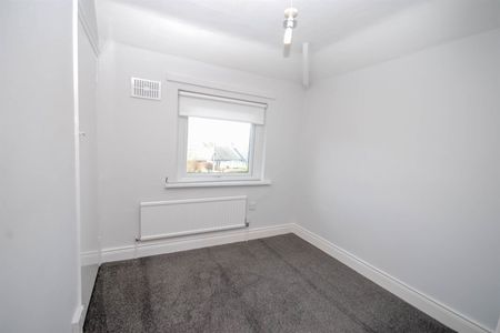 2 bed semi-detached house to rent in Hollywood Crescent, Gosforth, NE3 - Photo 3