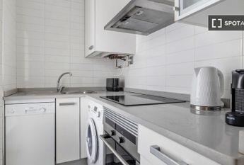 madrid, Community of Madrid 28013