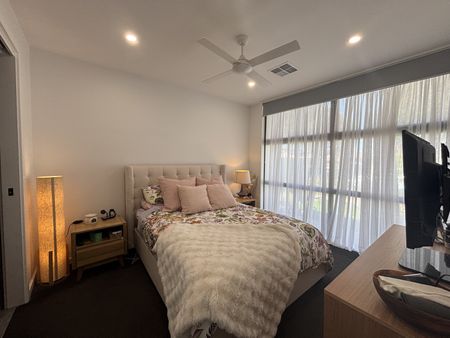 50 Bartel Bvd, Victor Harbor SA 5211 - House For Rent | Domain - Photo 3