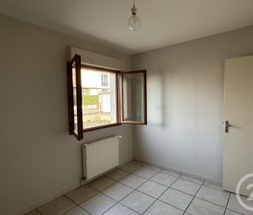 Location Appartement 4 pièces 87m² VARENNES VAUZELLES 58640 - Photo 5