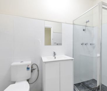 Two Bedroom Apartment in Highly Sought After The Entrance - Photo 4