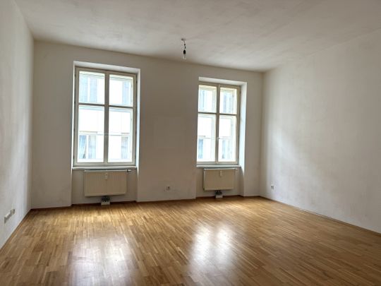 GROSSZÜGIGE 2-ZIMMERWOHNUNG NÄHE VOLKSTHEATER! Döblergasse 1/22 - Photo 1