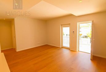 Apartamento T1+1 em Setúbal