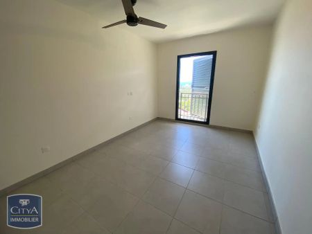 Appartement à louer 4 pièces 84.45m² - Photo 4