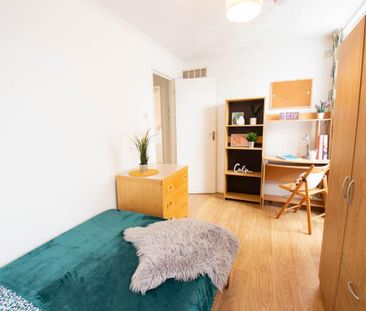 4 bedroom house to rent - Photo 3