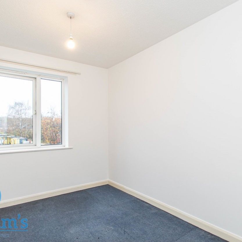 2 bed Apartment for Rent - Photo 1